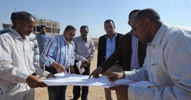 بالصور.. مدينة طيبة الجديدة جوهرة داخل الأقصر.. المحافظ: نسعى لجعلها الأكبر والأروع بتاريخ المحافظة.. ورئيس المدينة: حجم الاستثمارات بدأ بـ 943 مليون جنيه شملت 1014 شقة و5000 قطعة أرض