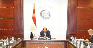 السيسي يستعرض مع "الدفاع الوطني" خطة تأمين البلاد ويوجه بالتصدى لارتفاع الأسعار