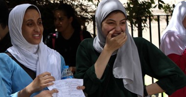 "سابوا العربى ولغوا الدين".. الأول على تويتر تحت شعار "امتحان متدين بطبعه"