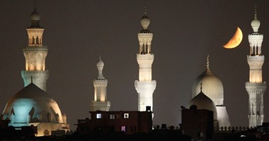 صحيفة: غرة شهر رمضان فى السعودية والكويت والإمارات غدا