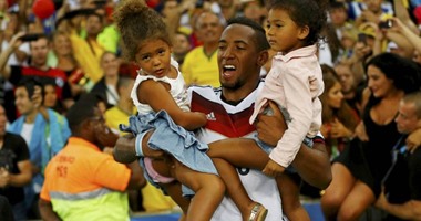 يورو 2016.. بواتينج يمنع عائلته من الحضور مباريات البطولة
