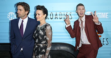 بالصور.. لوك ويلسون وكارلا جوجينو فى عرض مسلسل "Roadies" بلوس أنجلوس