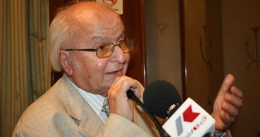 إنذار يتهم "نقيب الأطباء" بـ"السب" و"القذف"