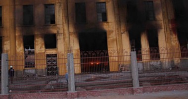 حريق بمبنى الإدارة التعليمية بمنيا القمح.. والعثور على جسم غريب