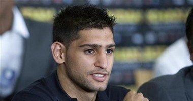 القبض على بطل العالم الاسبق فى الملاكمة أمير خان لاعتدائه على مراهقين