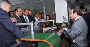 رغم تسابق رجال الأعمال على التبرع لصندوق "تحيا مصر".. مليارديرات "الشركات العائلية" غائبون عن تبرعات دعم الاقتصاد.. منصور وعرفة وغبور والعربى أبرز الأسماء.. ومصدر: بعضهم يفضل إنفاقها بنفسه