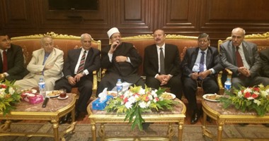 وزير الأوقاف: حرمة المال العام أشد وزرا من الخاص.. جمعة: أبو بكر البغدادى يشبه أبو عبدالله السفاح قاتل الأمويين.. وأفضل أن تكون الزكاة "نقود" وصلاة العيد فى الساحات لا الشوارع