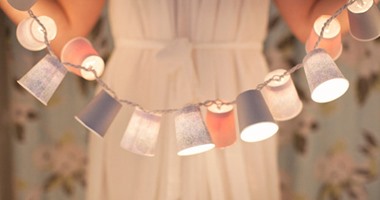 زينى بيتك فى رمضان بالأكواب البلاستيك القديمة