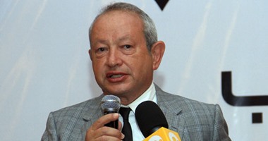 نجيب ساويرس معلقا على منشورات حزب النور الطائفية: "لا أعطيها أى أهمية"