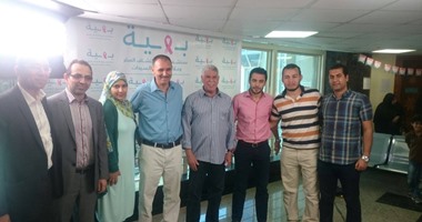 بالصور.. شحاتة وزاهر والصقر وبيبو وشبانة يزرون مرضى السرطان