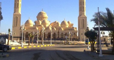 "مسجد الميناء الكبير" بالغردقة.. هنا صلاة التراويح فى رحاب قبلة السياحة الإسلامية