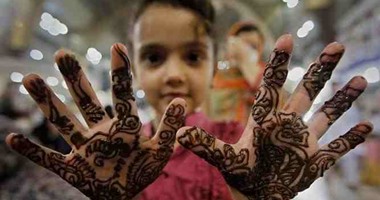 المسلمون فى العالم يستعدون للاحتفال بعيد الفطر المبارك 