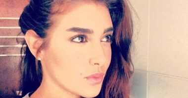 ياسمين صبرى تنشر صورتها وهى تمارس الرياضة