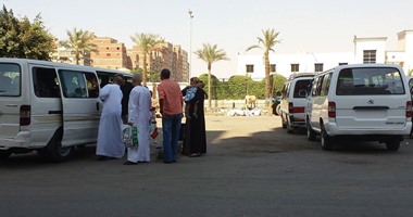 الأجهزة الأمنية تنجح فى فتح طريق نجع حمادى الشرقى