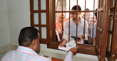 فى أول أيام فتح باب تظلمات الثانوية.."التعليم": الكنترولات تلقت 3229 تظلما.. و9 آلاف و821 ورقة مطلوب تصحيحها واللغة العربية فى المرتبة الأولى.. وأولياء الأمور يشكون ارتفاع الرسوم إلى 100 جنيه للمادة