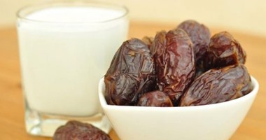 تقرير:التمر باللبن يعطى طاقة ورغبة جنسية ومنقوع الماء يخفض الضغط المرتفع