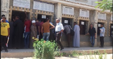 حبس موظفة بمرور السلام 15 يوما بتهمة تلقى رشوة مقابل تزوير أوراق سيارات 