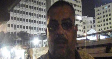 بالفيديو.. سائق: "بندفع سيرفيس 1200 جنيه بموقف أحمد حلمى"