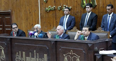 دفاع متهم بـ"اللجان النوعية" يطلب إدخال نظارة له.. وآخر يطلب إخلاء سبيل موكله