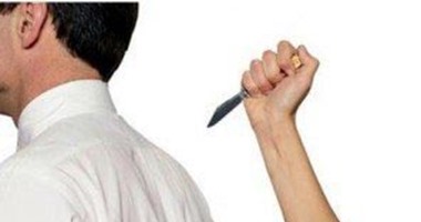 قاتلة زوجها بـ13 طعنة: بصق على أبويا وأمى فطعنته 