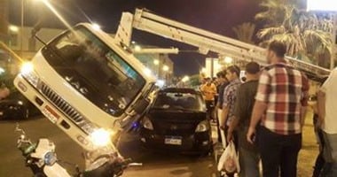 إصابة شخصين فى انقلاب سيارة ملاكى بطريق إسكندرية الصحراوى