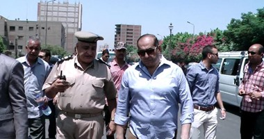 محافظ سوهاج يقود حملة مرورية بطريق أخميم