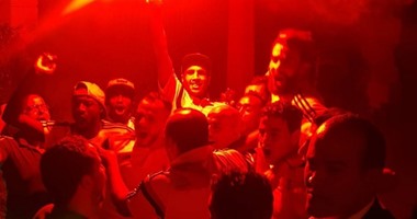 الزمالك يتوج بدرع الدورى العام لكرة القدم.. شارك بالتهنئة