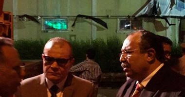 محافظ القليوبية يتفقد موقع حريق مصنع العبور