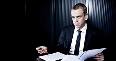 7 أخطاء تجنبها لتصبح قائدًا ناجحًا.. "لوم الآخرين وخشية الموهوبين"