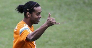 رونالدينيو: سعيد بالعودة للدورى البرازيلى.. وأحاول إسعاد جماهير فلومينينزى