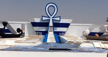 بالصور.. تجهيزات منصة الاحتفال بافتتاح قناة السويس الجديدة