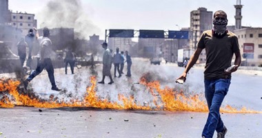 طلاب الإخوان بمعهد "تكنولوجيا العاشر" يقطعون الطريق