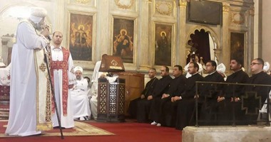 البابا تواضروس يقوم برسامة 7 كهنة جدد بالإسكندرية