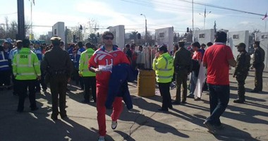 بالصور.. تكثيف أمنى خارج ملعب نهائى "كوبا أمريكا" فى تشيلى خوفا من الشغب