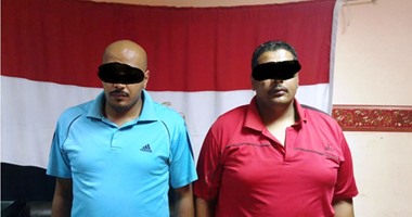 القبض على مسجلين خطر اعتديا بالأسلحة على صاحب محل وأشقائه بالإسماعيلية