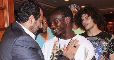 محمد كوفى يمازح مجدى عبد الغنى على فيس بوك: لا أتذكر هدفك فى هولندا