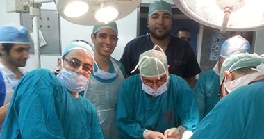 بالصور.. استئصال ورم ليمفاوى ودهني يزن 30 كيلو بمستشفى جامعة المنصورة