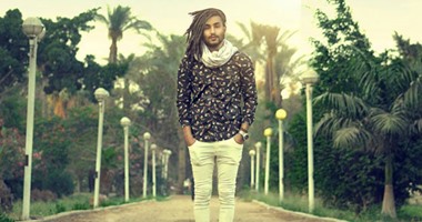 لكل زمن خنافس.. بالصور كيف تطور شكل الشاب الكول من الأبيض وأسود لـ2016؟