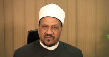 بالفيديو..فتوى دار الإفتاء عن "الحب البرىء" تثير غضب السلفيين.. أمين دار الفتوى:الحب بين الشاب والفتاة مطلوب.. والرسول بيّن أنه "سراج القلوب".. وداعية سلفى:التواصل بينهما ينتج كوارث والنظر للفتاة حرام