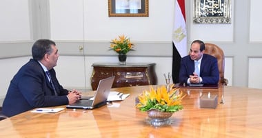 خلال 10أشهر.. وزير قطاع الأعمال يطيح بـ520 مستشارا يتقاضون 50 مليون جنيه