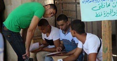 طلاب المعادلة يطالبون بتحديد ملامح النظام الجديد لاحتساب درجاتهم