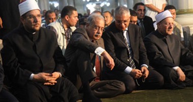 بالصور.. رئيس الوزراء يصل مسجد الحسين لأداء صلاة الجمعة الأخيرة من شهر رمضان