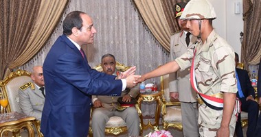 السيسى يشهد حفل تخرج الدفعة 153 لضباط الصف