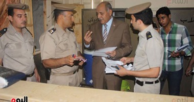 بالصور.. مدير أمن أسوان يتفقد قسم أول ويجتمع بالضباط والأفراد