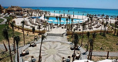 بالصور.. أسعار أشهر مصايف وشواطئ الغلابة والأغنياء بمطروح والساحل الشمالى