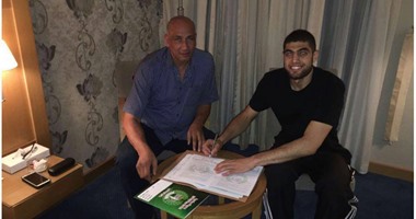 بالصور.. الزمالك يضم مهدى الأهلى لمدة موسمين