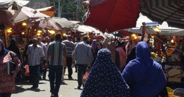 صحافة مواطن.. بائعو سوق محطة مصر بالإسكندرية يسرقون الكهرباء فى وضح النهار