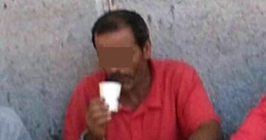 تفاصيل ضبط "عنتيل البطيخ" بالبحيرة.. صور 52 سيدة فى أوضاع مخلة.. والنيابة تحيله للمحاكمة العاجلة وتأمر بحبسه سنة مع النفاذ.. وأهالى الدلنجات يطالبون بتطبيق حد الحرابة