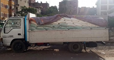 حجز تاجر لورود التحريات حول حيازته 72 طن دقيق مدعم قبل بيعه بالسوق السوداء 