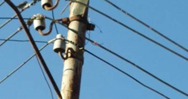 بالصور.. أهالى زاوية رزين بالمنوفية يشكون ضعف الكهرباء